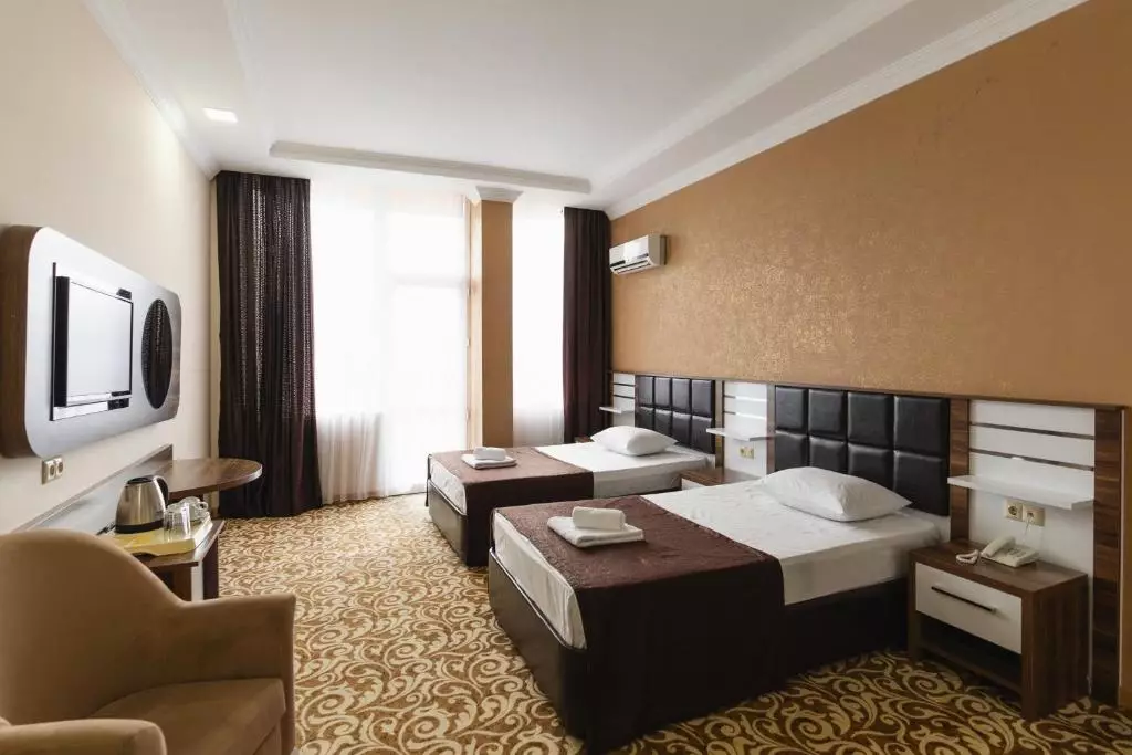 Grand Georgian Palace